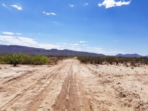 Close to Sierra Blanca, Open Texas Land 1